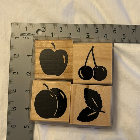 Cherrie, apples and peaches S204 stamp set - Picture 2 of 7